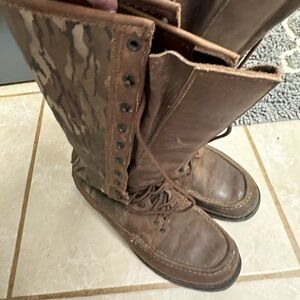 Russell Moccasin Men’s Snake Boots